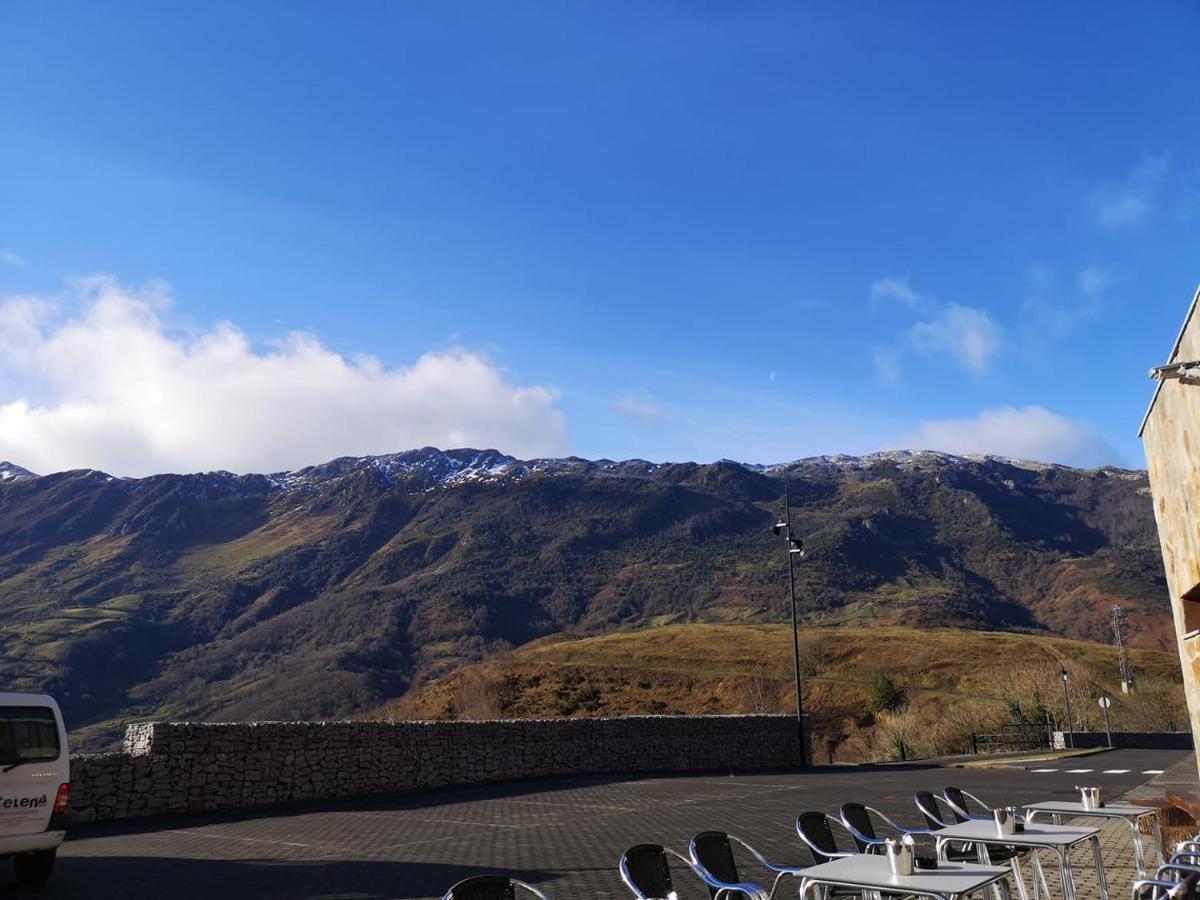 Hotel Mirador Del Angliru Eboutique リオサ エクステリア 写真